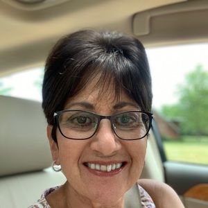 Meet your Posher, Cindy